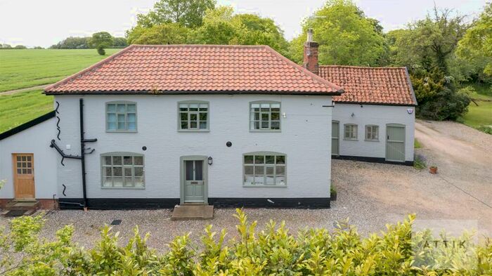 6 Bedroom Detached House For Sale In Upper Holton, Halesworth, IP19