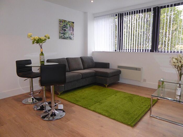 1 Bedroom Apartment To Rent In Hanover House, Kings Road, Reading, RG1