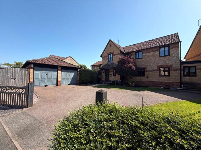 4 Bedroom Detached House For Sale In Ash Way, Woodford Halse, Northamptonshire, NN11