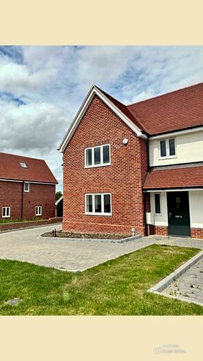 3 Bedroom Property To Rent In Chalk Gardens, SG11