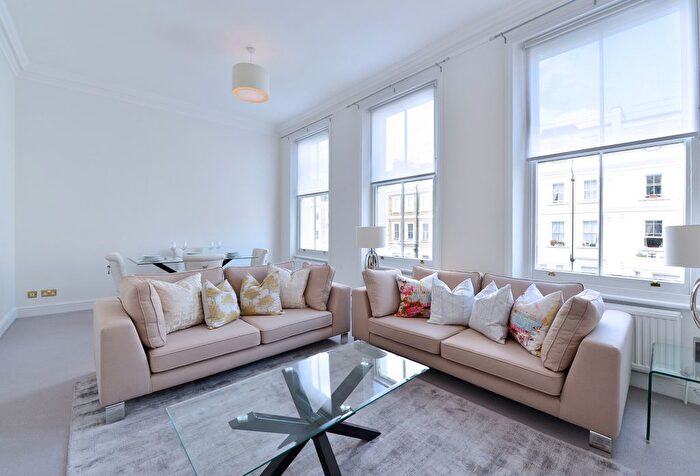 2 Bedroom Flat To Rent In Lexham Gardens, London, W8