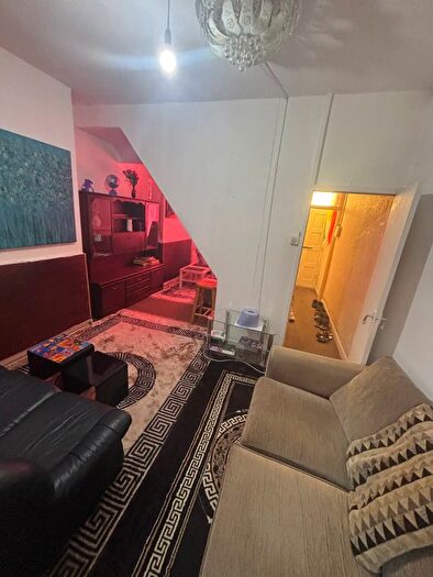 3 Bedroom Terraced House For Sale In Percy Street, Middlesbrough, TS1