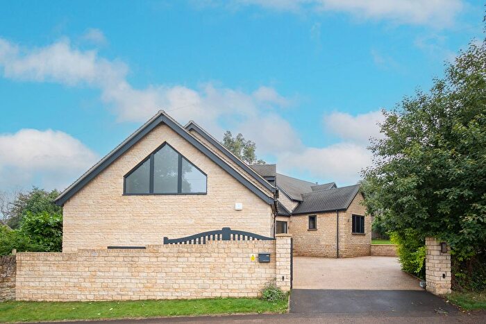 5 Bedroom Detached House For Sale In Sibford Ferris, Banbury, OX15