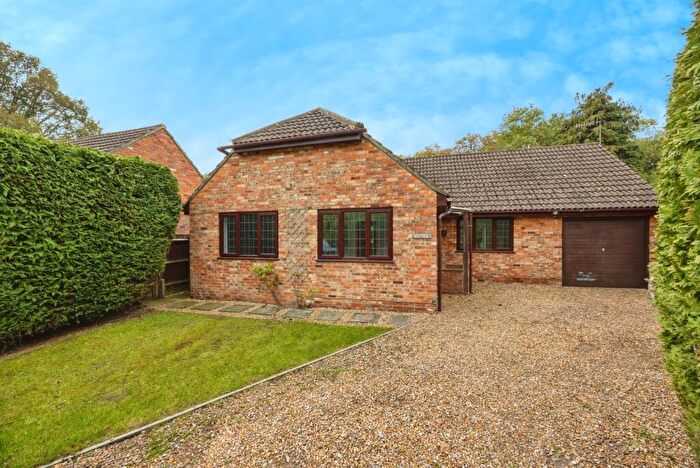 3 Bedroom Bungalow For Sale In Salt Box Road, Guildford, Surrey, GU3