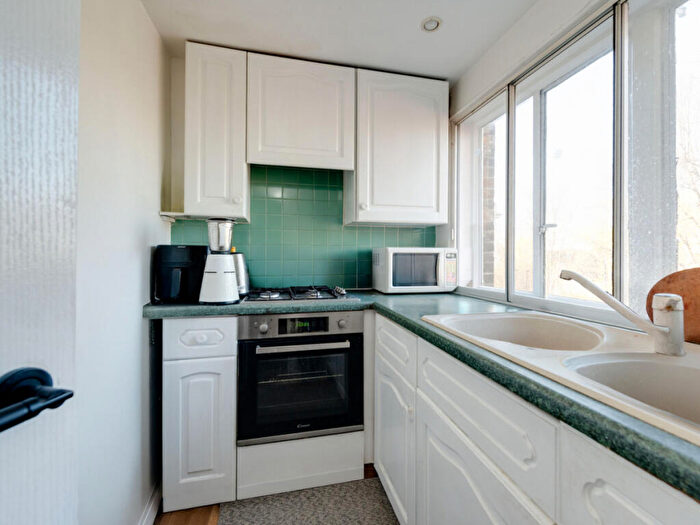 1 Bedroom Flat To Rent In Finchley Road, London, NW8