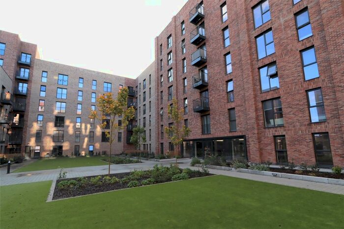 3 Bedroom Flat To Rent In Ordsall Lane, Salford, M5