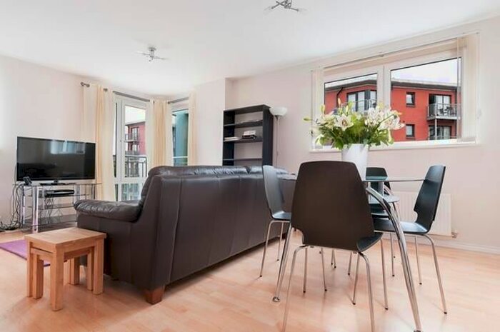 1 Bedroom Flat To Rent In Lochend Park View, Edinburgh, EH7