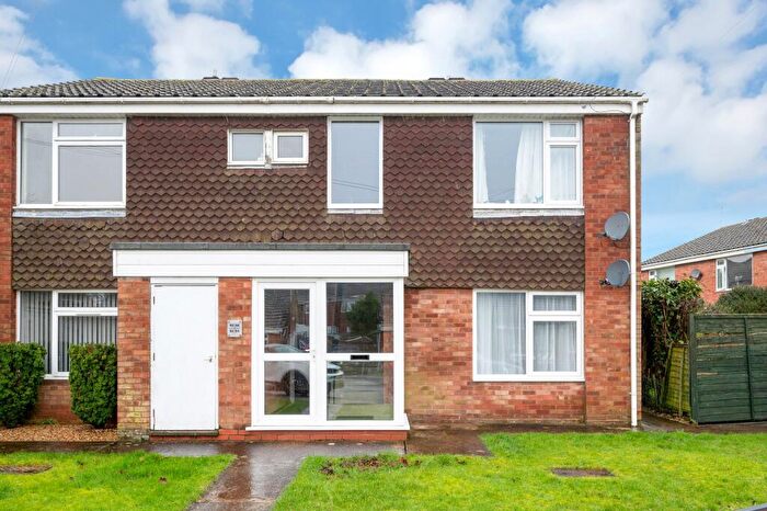 1 Bedroom Flat For Sale In Churchill Road, Stamford, PE9