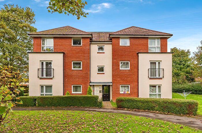 2 Bedroom Flat To Rent In Colby Street, Southampton, SO16