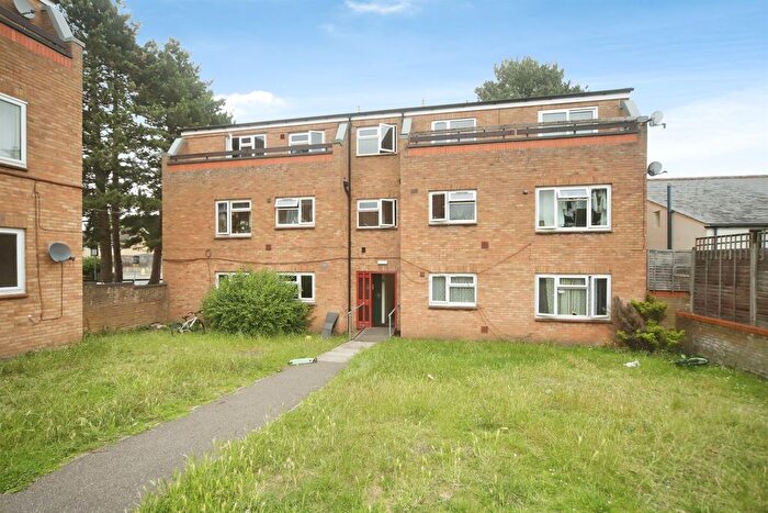 1 Bedroom Flat For Sale In Kingston Road, Taunton, TA2