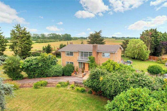 3 Bedroom Detached House For Sale In Blackmill Road, Chatteris, Cambridgeshire, PE16