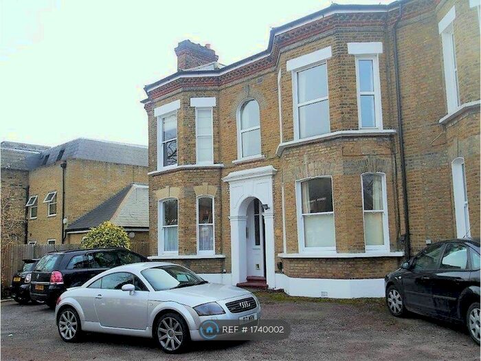 1 Bedroom Flat To Rent In Chestnut Road, London, SE27