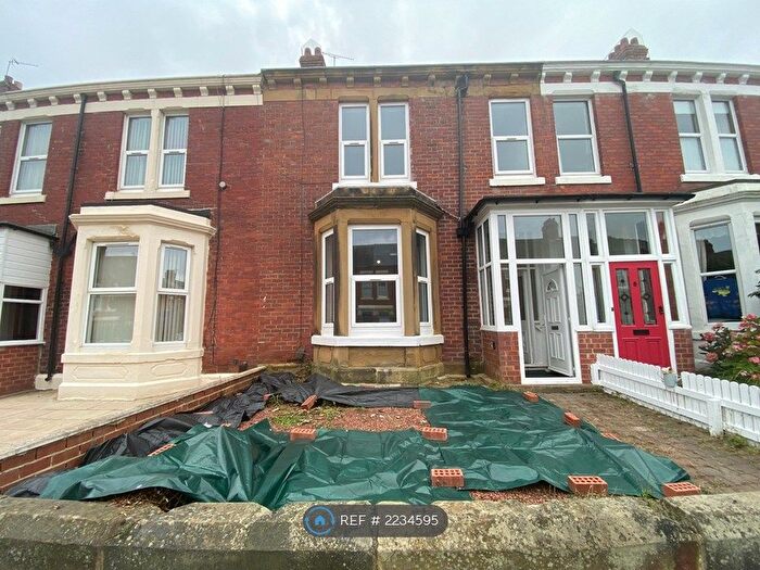 6 Bedroom Terraced House To Rent In Roxburgh House, Whitley Bay, NE26