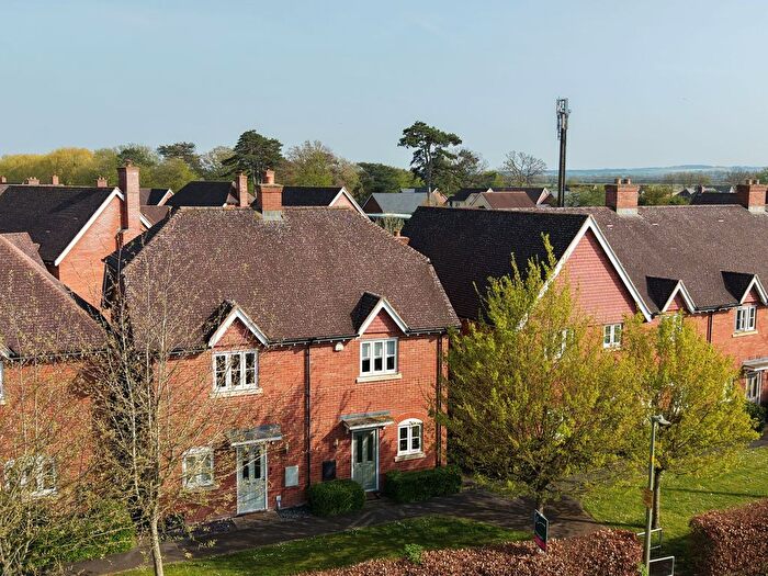 2 Bedroom Semi-Detached House For Sale In Stevenson Close, East Hanney, OX12