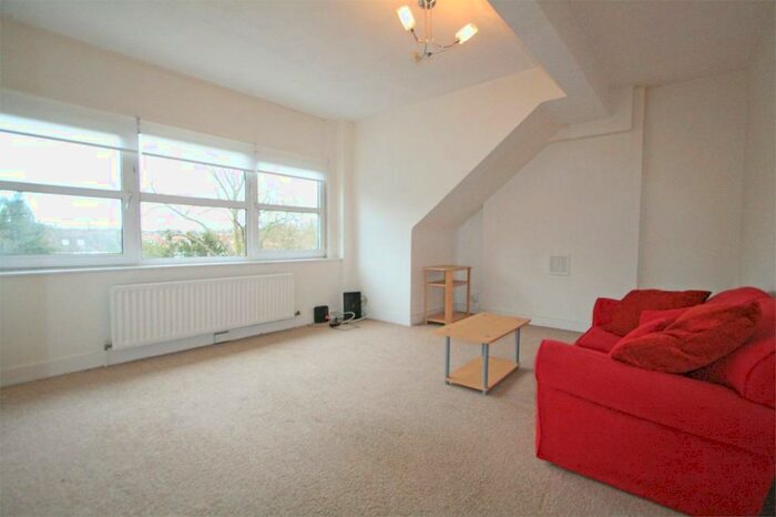 1 Bedroom Flat To Rent In Rectory Road, Beckenham, Kent, BR3