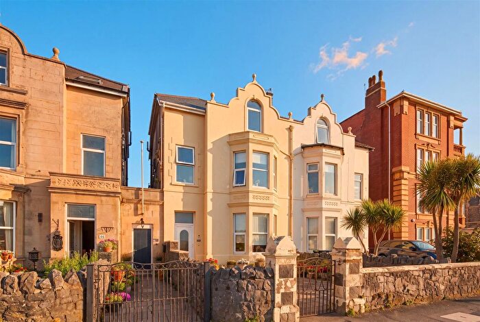 1 Bedroom Flat For Sale In Beach Road, Weston-Super-Mare, BS23