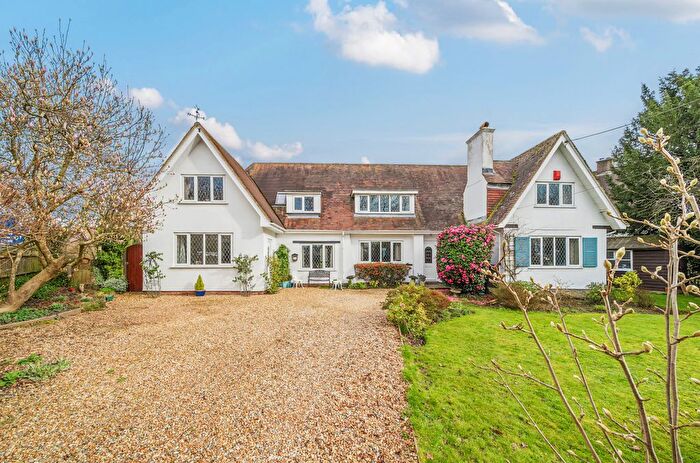 5 Bedroom Detached House For Sale In Romsey Road, Nursling, Southampton, SO16
