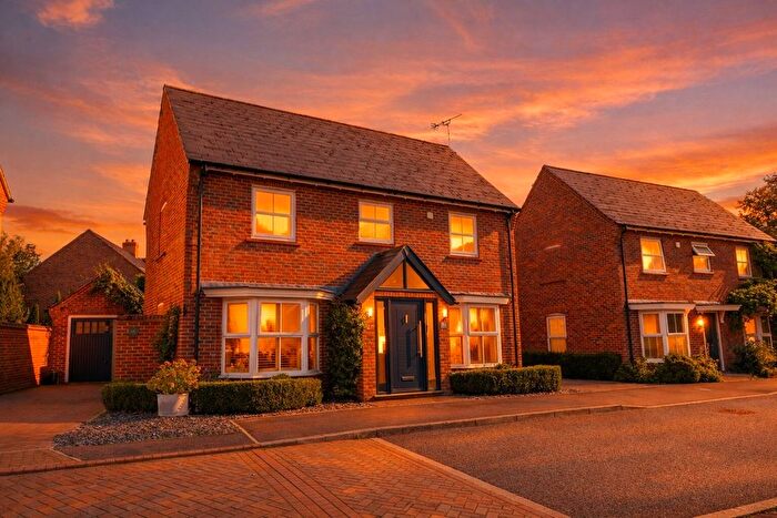 3 Bedroom Detached House For Sale In St. Dunstans Close, Monks Risborough, Princes Risborough, Buckinghamshire, HP27