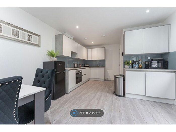 1 Bedroom Flat To Rent In Banstead Road, Purley, CR8