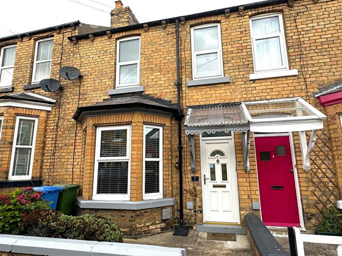 2 Bedroom Property For Sale In Gordon Street, Scarborough, YO12