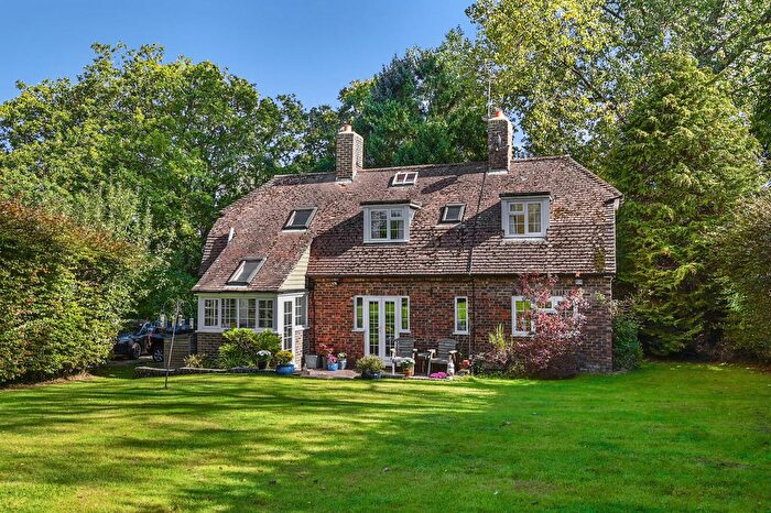 3 Bedroom Detached House For Sale In Horseshoe Lane, Beckley, Rye, TN31