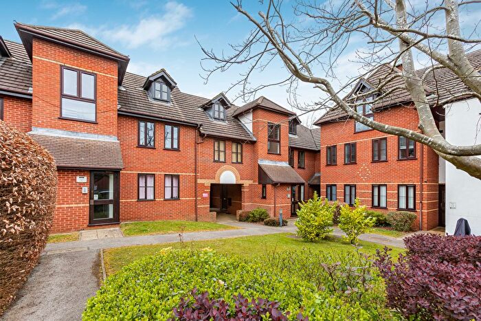 2 Bedroom Flat To Rent In Balfour Court, Station Road, Harpenden, AL5