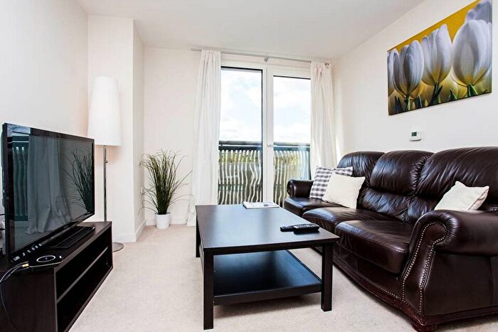 1 Bedroom Flat To Rent In Grosvenor Waterside, Pimlico, London, SW1W