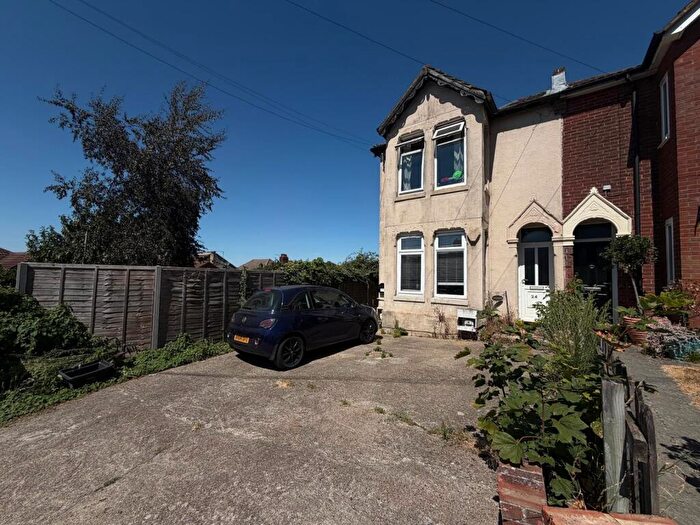 2 Bedroom Flat To Rent In Bond Road, Bitterne, SO18