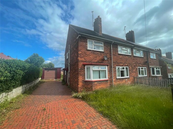 3 Bedroom Semi-Detached House For Sale In Heol Orsaf, Johnstown, Wrecsam, Heol Orsaf, LL14
