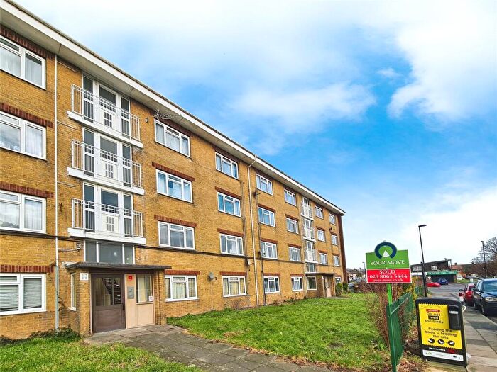 2 Bedroom Flat To Rent In Green Park Road, Southampton, Hampshire, SO16