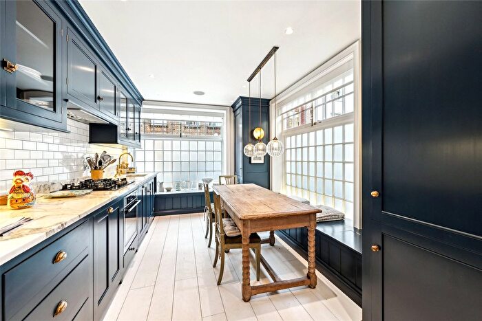 3 Bedroom End Of Terrace House To Rent In Justice Walk, London, SW3