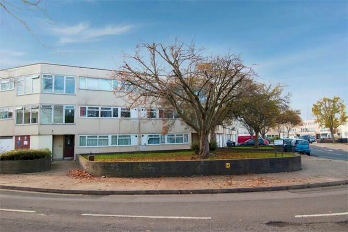 1 Bedroom Flat To Rent In Gale Close, Mitcham CR4