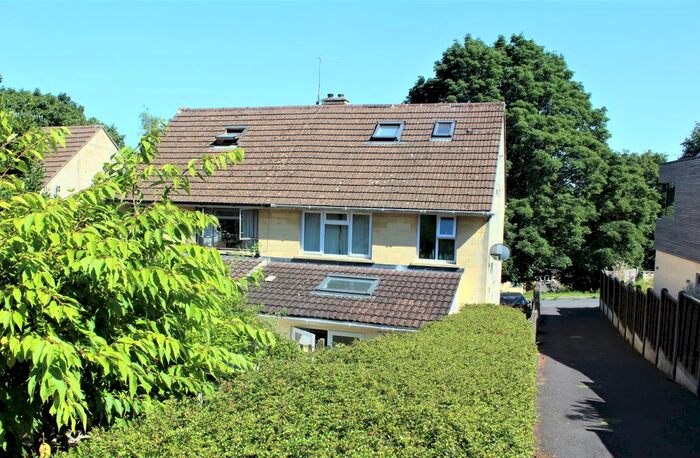 4 Bedroom Semi-Detached House To Rent In Summerfield Road, Bath BA1