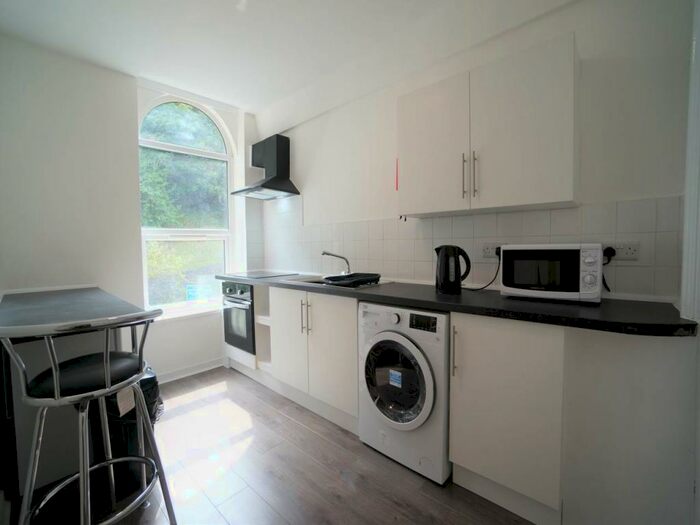 1 Bedroom Flat To Rent In Apartment, Bangor, Gwynedd, LL57