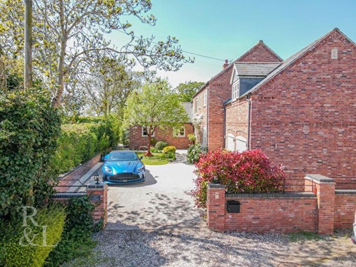 5 Bedroom Detached House For Sale In Little London Lane, Wysall, Nottingham, NG12