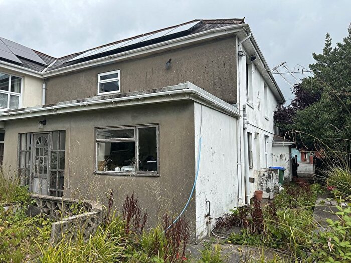 3 Bedroom Semi Detached House For Sale In Gwilym Road, Cwmllynfell, Swansea., SA9