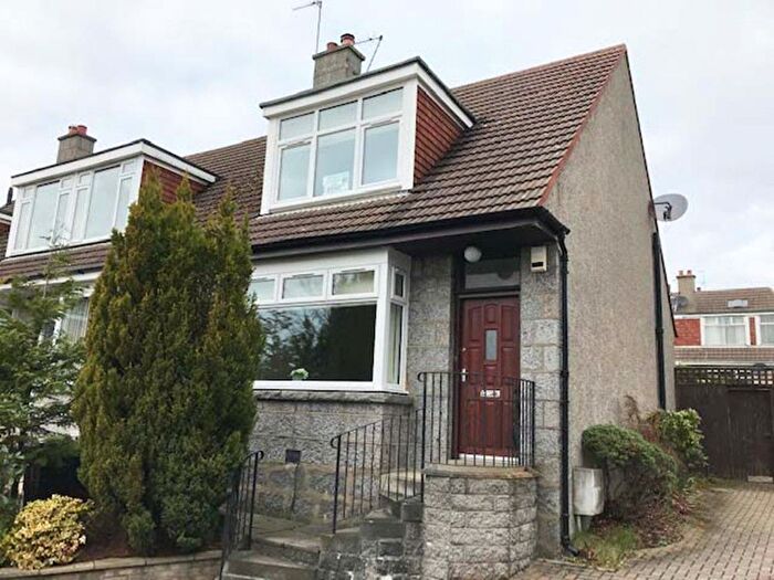 2 Bedroom Semi Detached House To Rent In North Deeside Road, Aberdeen, AB15