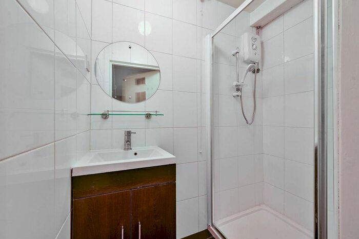 Studio To Rent In Hackney Road, Hackney, London, E2