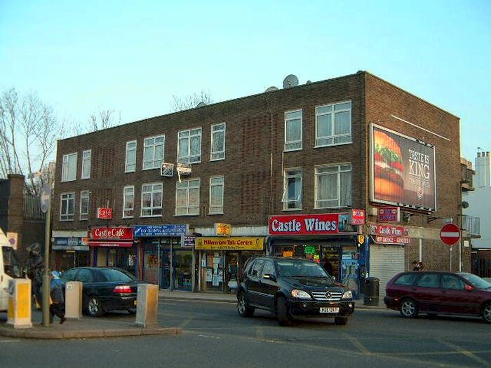 2 Bedroom Flat To Rent In Oak House, Oak Grove, Cricklewood, NW2