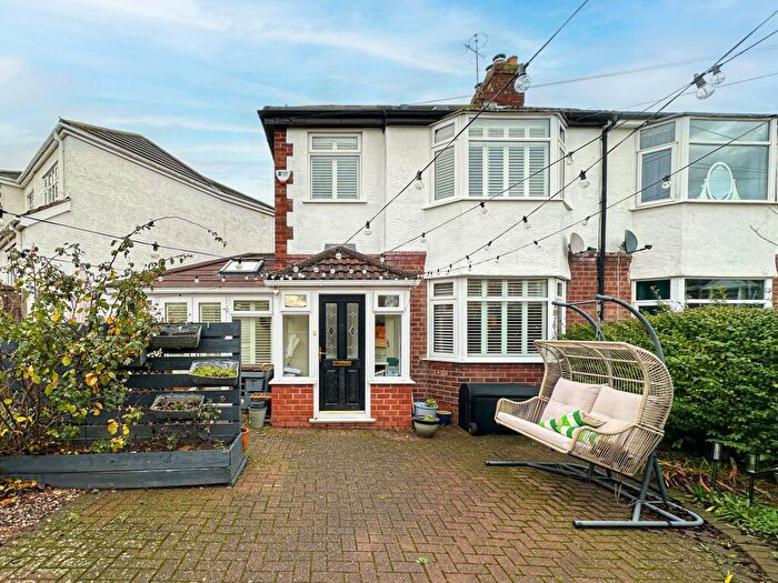 4 Bedroom Semi Detached House For Sale In Ferguson Avenue, Wirral, CH49