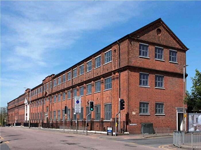1 Bedroom Flat For Sale In Rembrandt House, Watford, WD18