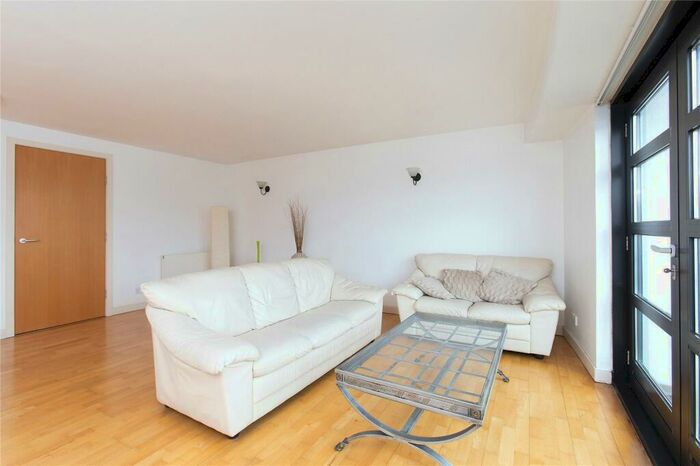 1 Bedroom Flat To Rent In The Shore, Edinburgh, EH6