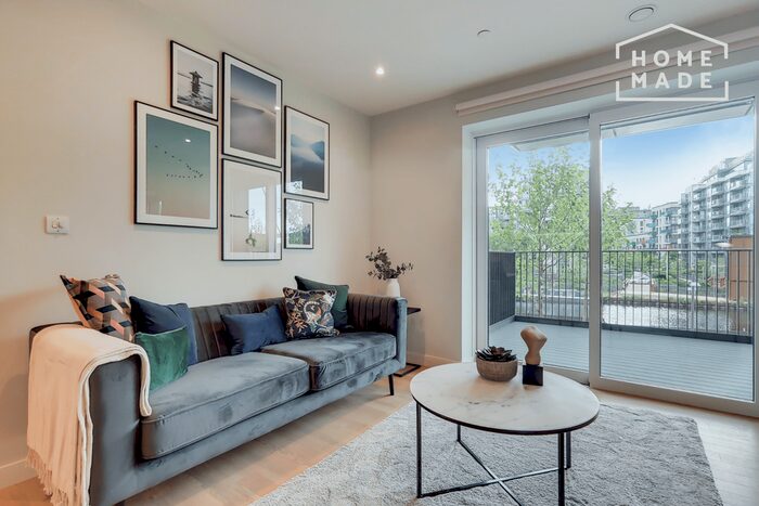 2 Bedroom Flat To Rent In Windlass Apartments, Tottenham Hale N17