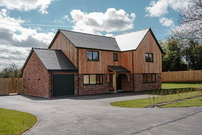 4 Bedroom Property For Sale In Coldwells Road, Holmer, Hereford, HR1