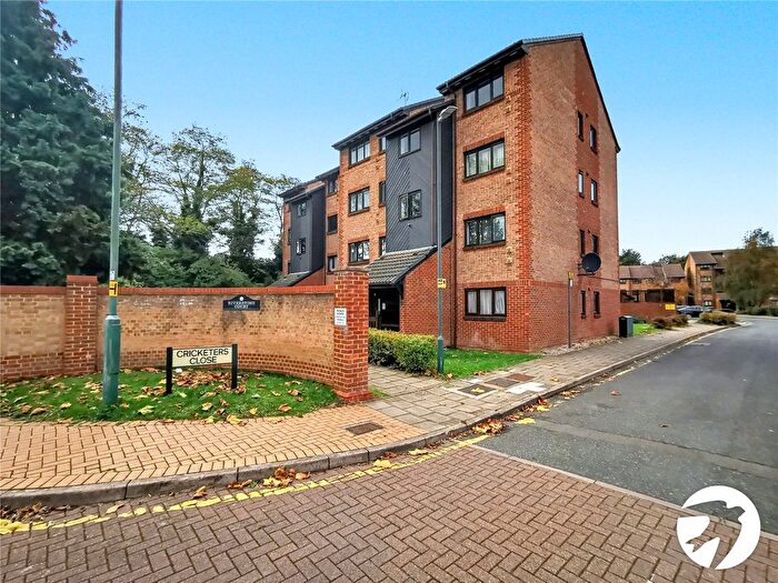 1 Bedroom Flat To Rent In Cricketers Close, Erith, DA8
