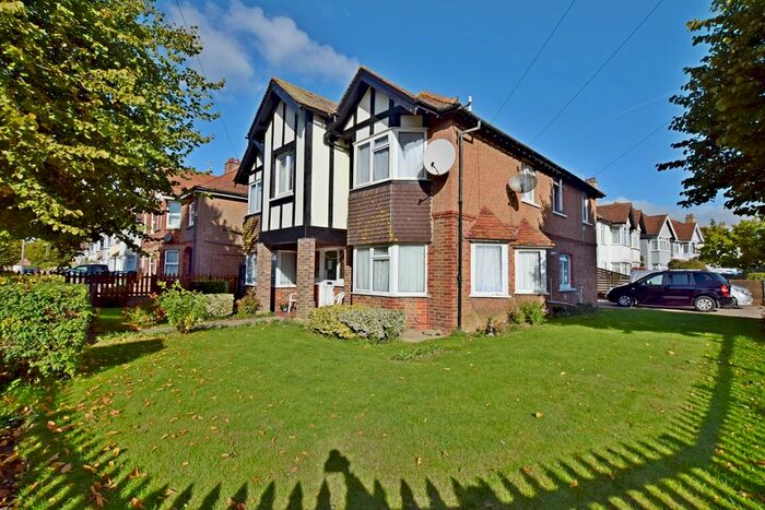 8 Bedroom Semi-Detached House To Rent In Wellington Road, Bognor Regis, PO21