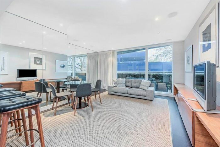 2 Bedroom Flat To Rent In Caro Point, Grosvenor Waterside, Gatliff Road, London, SW1W