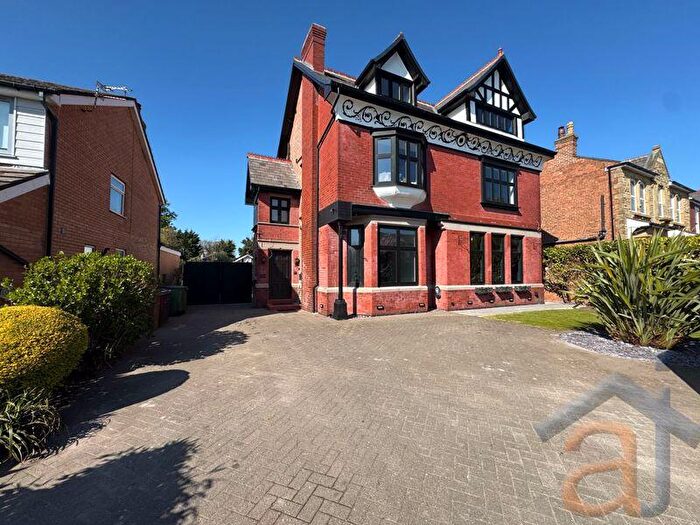 4 Bedroom Detached House To Rent In Golf Open - Brighton Road, Birkdale, Southport - Sleeps - All En-suite, PR8