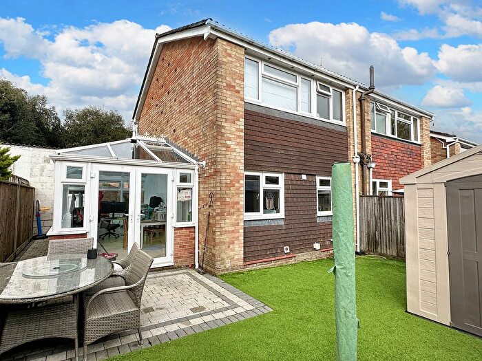 3 Bedroom Semi-Detached House For Sale In Birchdale, Hythe, SO45