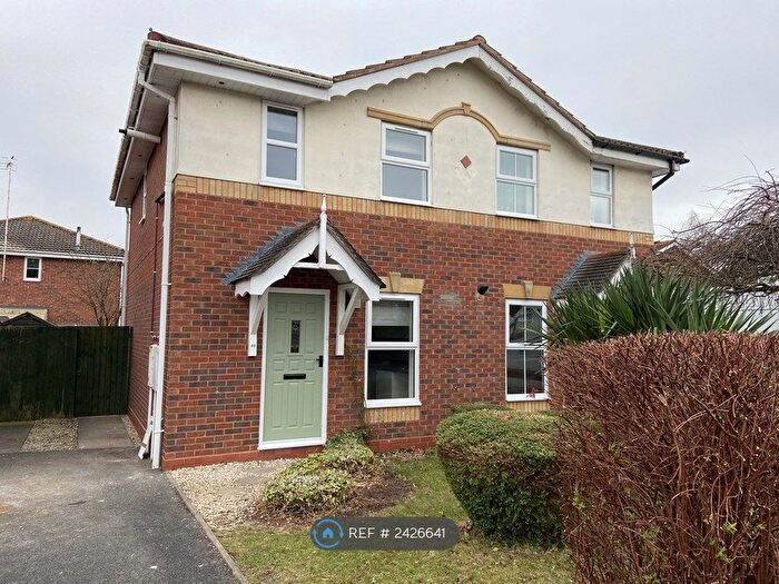 2 Bedroom Semi-Detached House To Rent In Larkspur Drive, Evesham, WR11